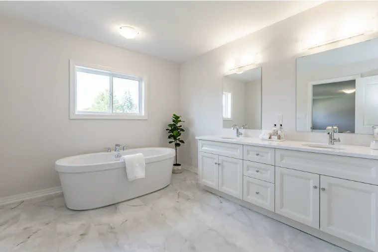 Ensuite bathroom in a Meadow Heights home